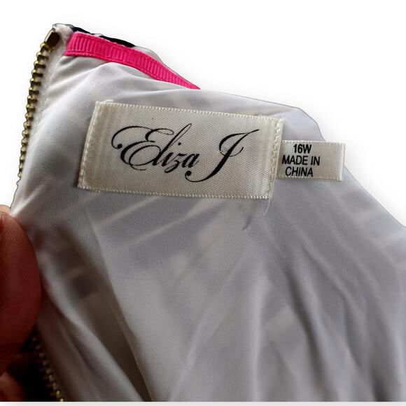 Eliza J Black White Pink Geometric Jersey Stretch Shift Dress 16W - Picture 9 of 10